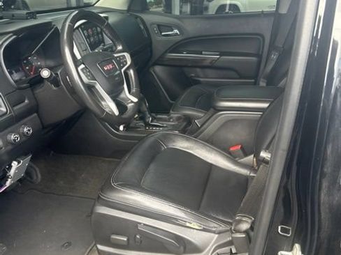 Used 2016 GMC Canyon SLT w/ Driver Alert Package AWD/4WD image 4