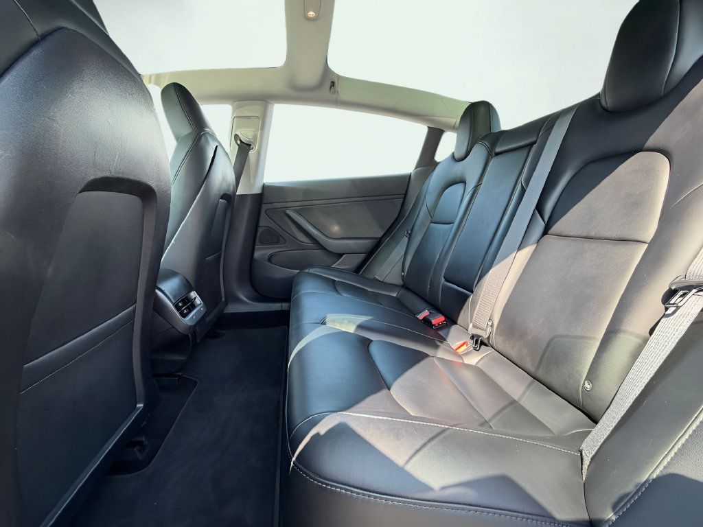 Used 2018 Tesla Model 3 Mid Range RWD image 25