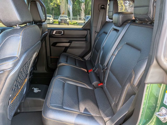 Used 2024 Ford Bronco Badlands AWD/4WD image 13