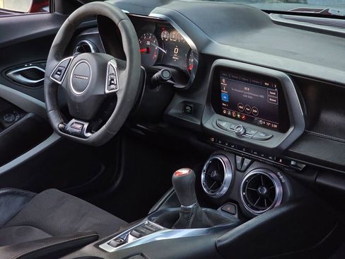 Used 2021 Chevrolet Camaro SS image 16