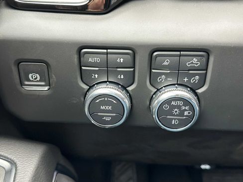 New 2026 GMC Sierra 1500 Denali w/ Denali Reserve Package image 34