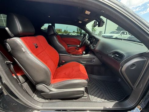 Used 2022 Dodge Challenger R/T Scat Pack RWD image 28