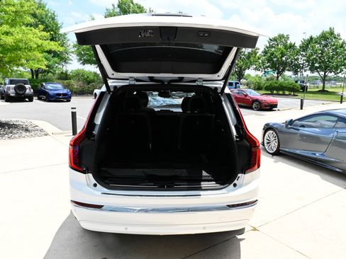 Used 2025 Volvo XC90 T8 Ultra w/ Protection Package Premier AWD/4WD image 44