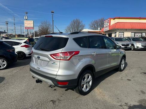 Used 2014 Ford Escape SE w/ Equipment Group 201A image 5