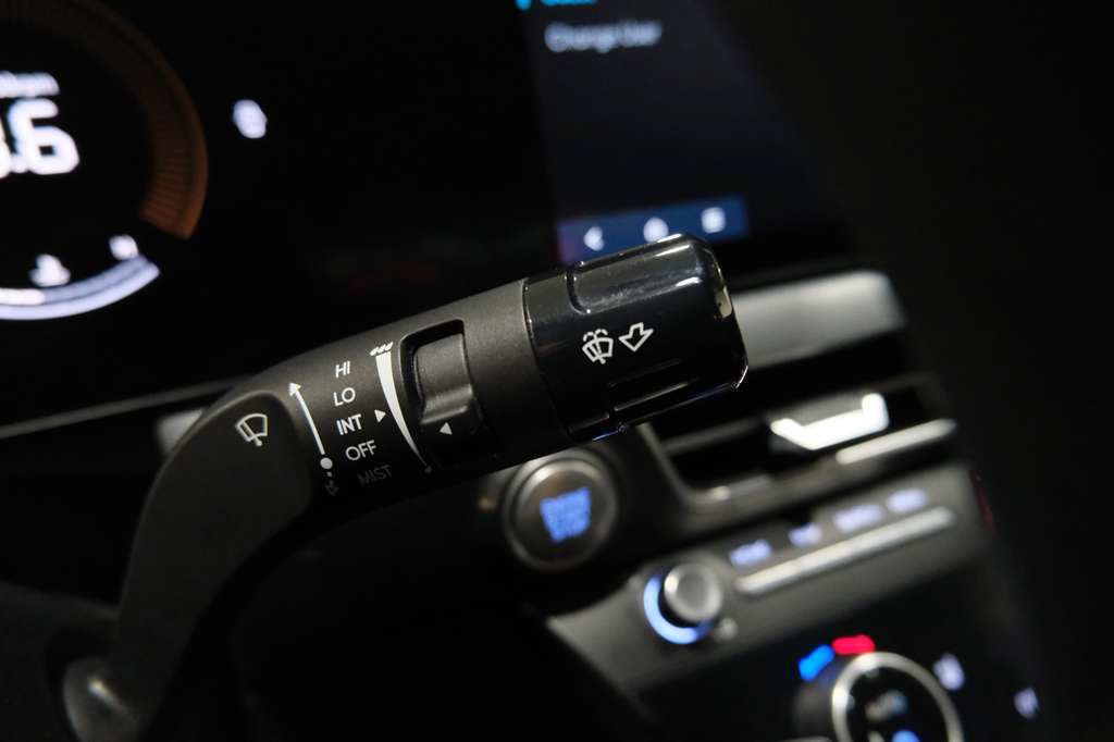 Used 2025 Hyundai Sonata SEL FWD image 38