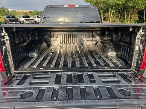 Used 2016 Ford F150 Lariat w/ Equipment Group 502A Luxury AWD/4WD image 32
