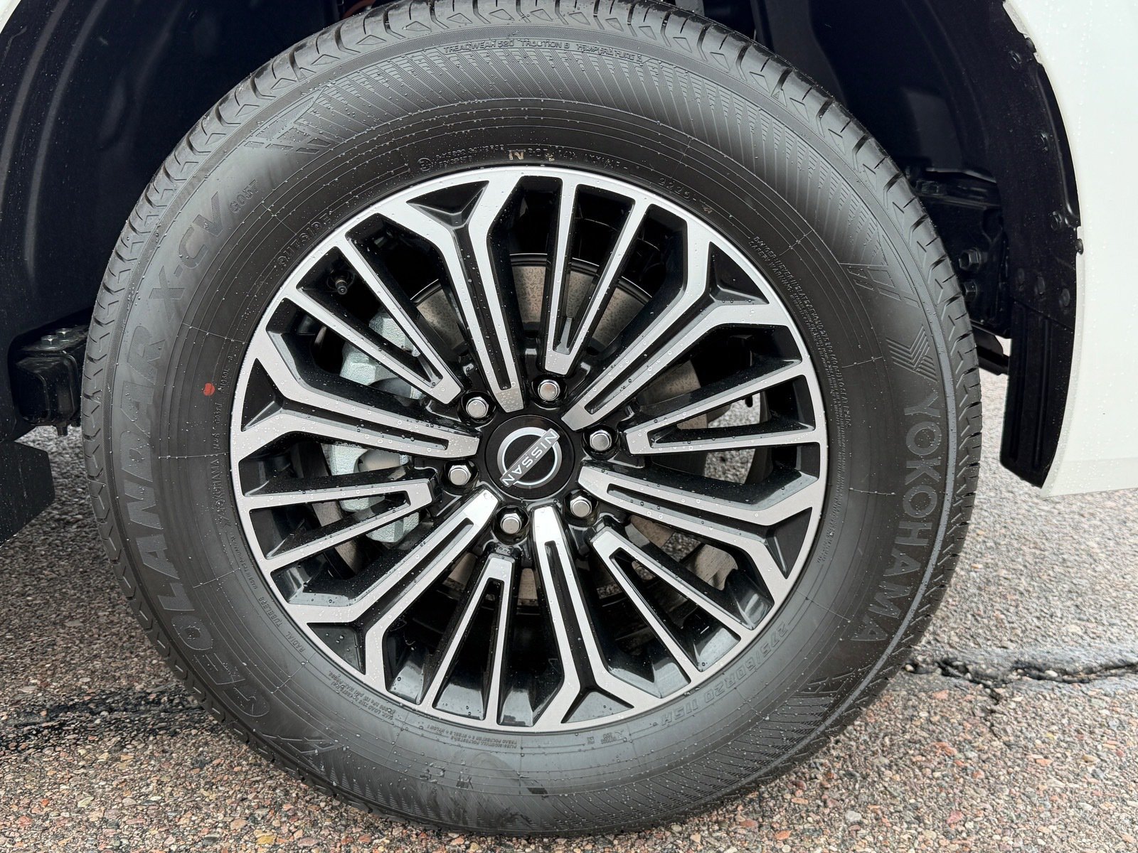 New 2027 Nissan Armada SL RWD image 9