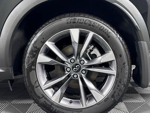 Certified 2025 INFINITI QX60 Luxe image 11