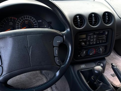 Used 1994 Pontiac Firebird Coupe image 27