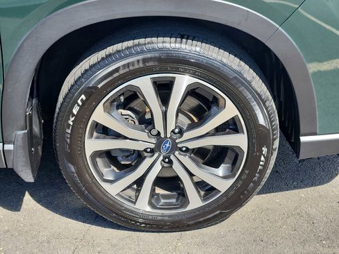 Used 2023 Subaru Forester Limited AWD/4WD image 8