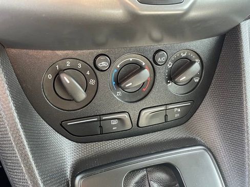 Used 2018 Ford Transit Connect XL image 27