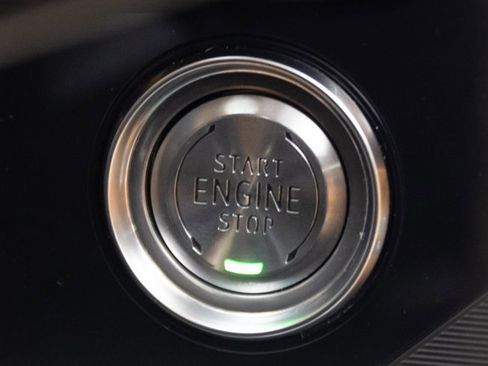 Used 2020 Chevrolet Corvette Stingray Premium Cpe w/ 3LT Preferred Equipment Group image 79