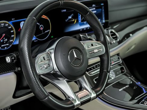 Used 2019 Mercedes-Benz E 63 AMG S image 26