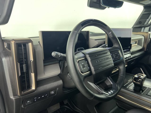 Certified 2025 GMC Hummer EV 3X w/ Extreme Off-Road Package AWD/4WD image 10