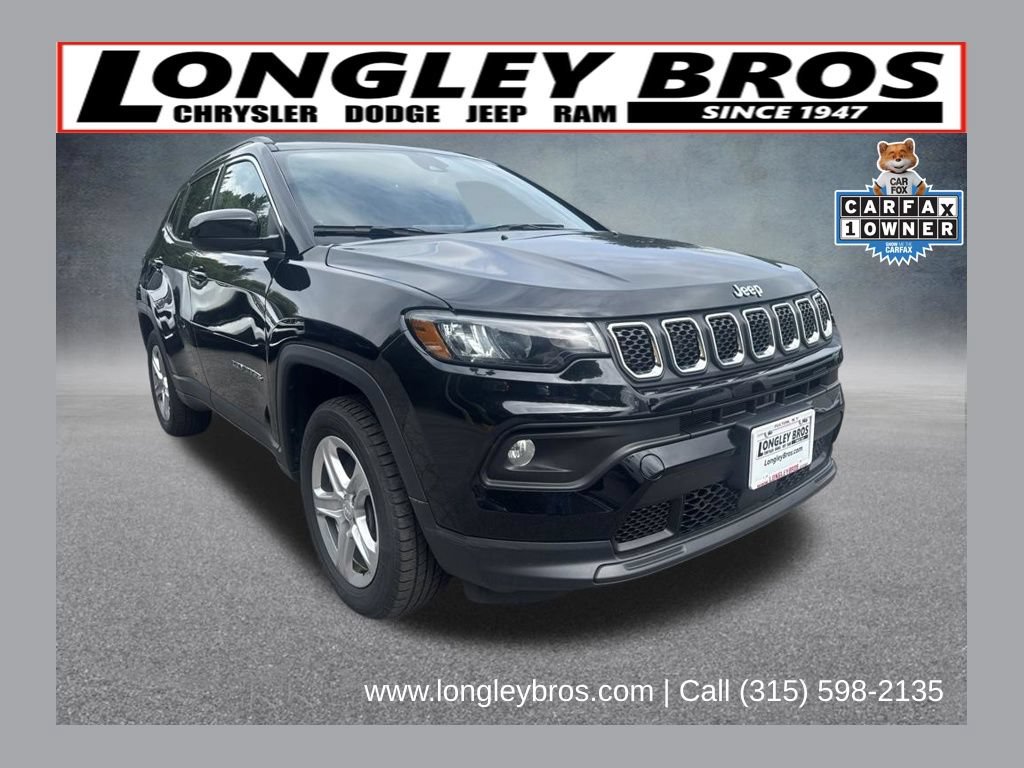 Used 2023 Jeep Compass Latitude w/ Convenience Group AWD/4WD image 1