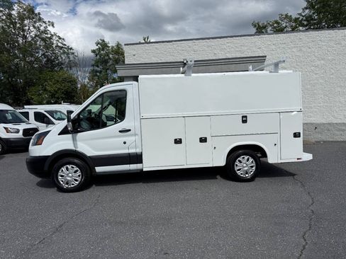 Used 2015 Ford Transit 250 138 w/ Interior Upgrade Package RWD image 9