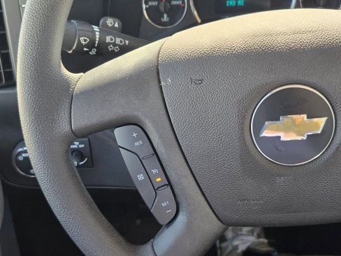 New 2025 Chevrolet Express 3500 w/ Power Convenience Package image 19