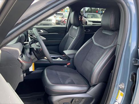 Used 2025 Ford Explorer ST w/ Sun And Sound Package image 8