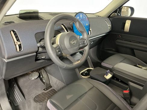 Certified 2025 MINI Cooper Countryman S w/ Comfort Package Max image 20