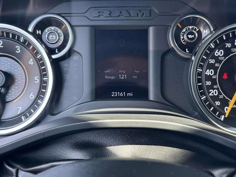 Used 2022 RAM 1500 Big Horn AWD/4WD image 22