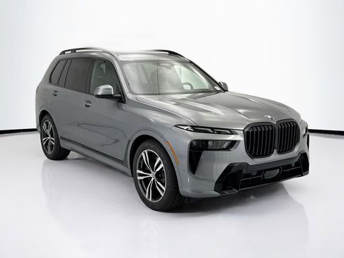 New 2026 BMW X7 xDrive40i AWD/4WD image 3