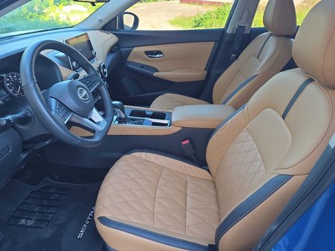 Used 2024 Nissan Sentra SV w/ SV Premium Package FWD image 12
