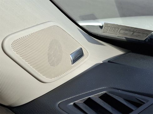 Used 2023 Nissan Pathfinder Platinum image 31