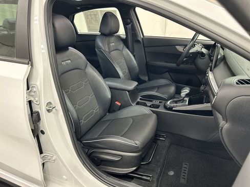 Certified 2023 Kia Forte GT-Line w/ GT-Line Premium Package image 24