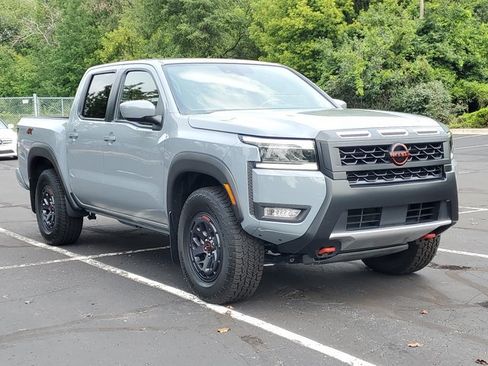 Certified 2025 Nissan Frontier PRO-4X w/ Interior Protection Package AWD/4WD image 2