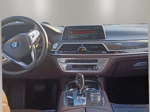 Used 2016 BMW 740i RWD image 20