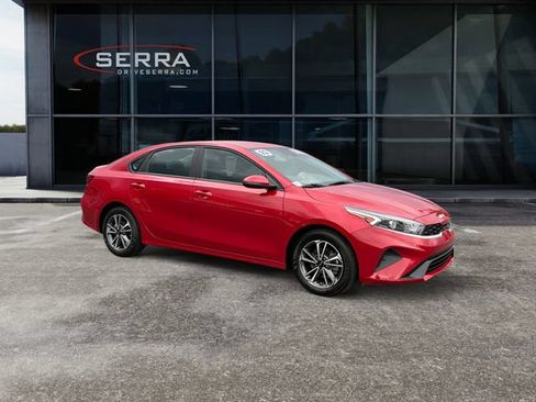 Certified 2023 Kia Forte LXS w/ LXS Technology Package FWD image 7