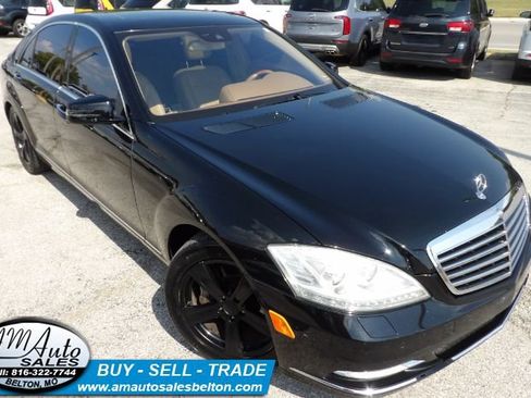Used 2010 Mercedes-Benz S 550 4MATIC image 32
