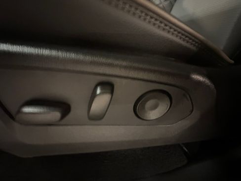 Certified 2026 GMC Canyon Denali AWD/4WD image 15