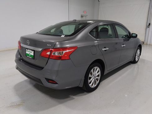 Used 2019 Nissan Sentra SV FWD image 9