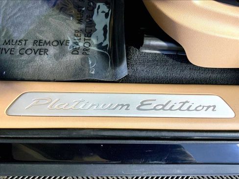 Certified 2023 Porsche Cayenne Platinum Edition AWD/4WD image 19