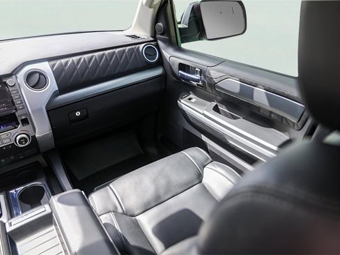 Used 2020 Toyota Tundra Platinum image 32