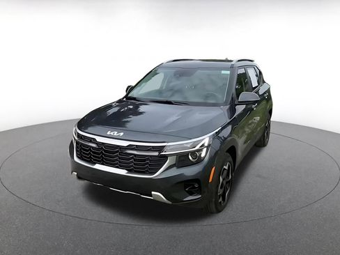Used 2025 Kia Seltos S FWD image 7