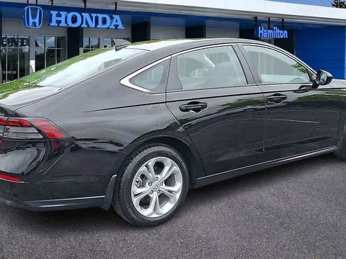 Certified 2025 Honda Accord LX image 8