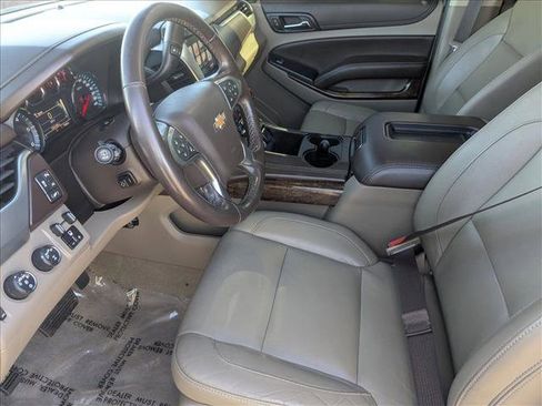 Used 2018 Chevrolet Tahoe LT w/ Luxury Package image 16