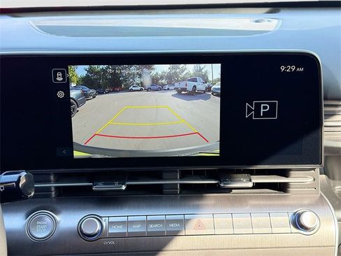 Certified 2025 Hyundai Kona SEL image 13