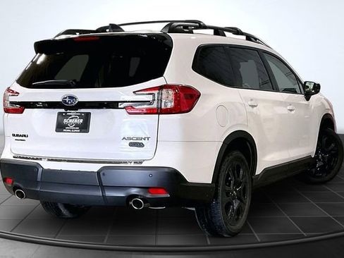 Used 2024 Subaru Ascent Onyx Edition AWD/4WD image 2
