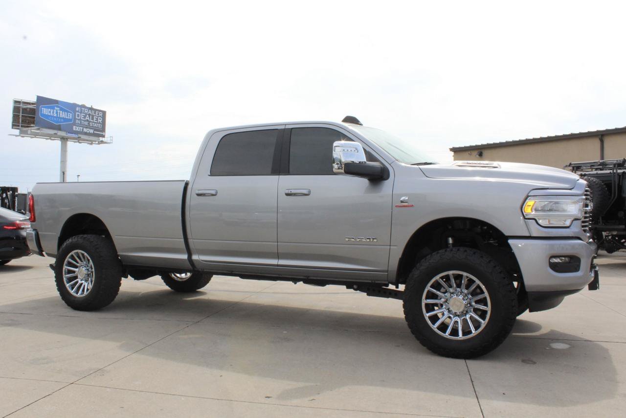 Used 2024 RAM 3500 Laramie w/ Sport Appearance Package AWD/4WD image 28
