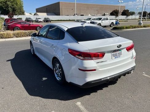 Used 2019 Kia Optima LX FWD image 5