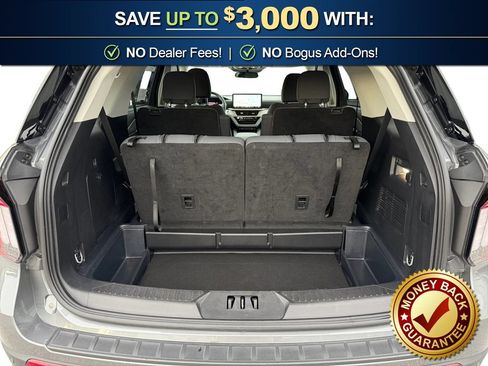 Used 2025 Ford Explorer Active RWD image 24