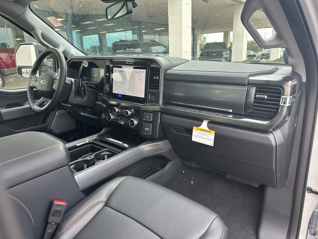 New 2026 Ford F250 Lariat w/ Black Appearance Package AWD/4WD image 5