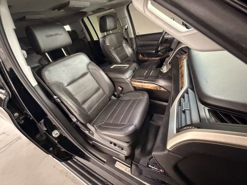 Used 2015 GMC Yukon XL Denali AWD/4WD image 9