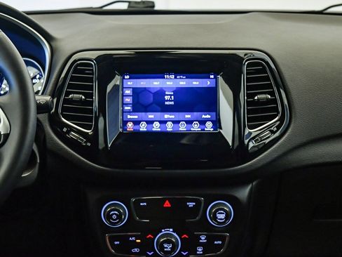 Used 2019 Jeep Compass Altitude image 14