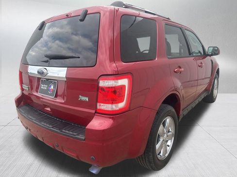 Used 2011 Ford Escape Limited w/ 302A Rapid Spec Order Code FWD image 9