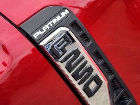 Used 2024 Ford F250 Platinum w/ FX4 Off-Road Package image 11