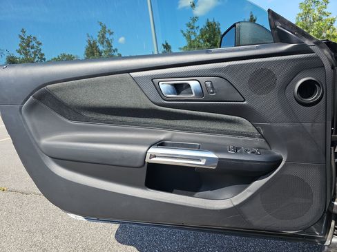 Used 2024 Ford Mustang Coupe RWD image 25